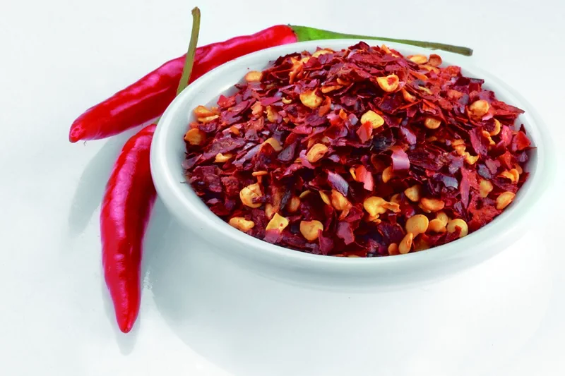 Chilli geschrotet mit Kerne 400 g Dose